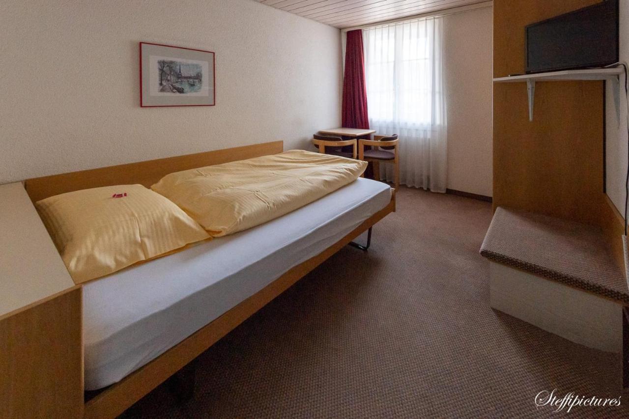 Hotel Krone Uetendorf Exterior foto